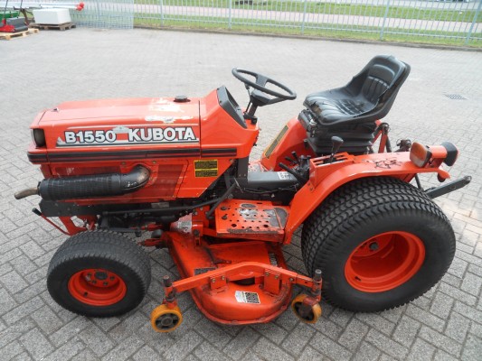 Kubota B1550 FILTRY